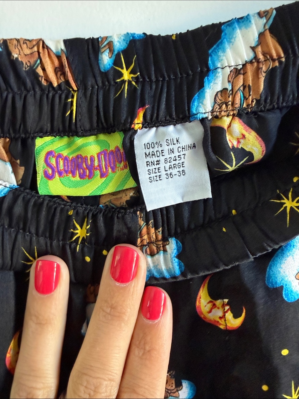Men’s - Black Silk Sleep shorts with Scooby Doo - 100% Silk, Large - Picture 2 of 4